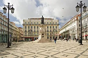 Luís de Camões Square