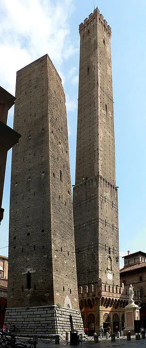 Asinelli tower