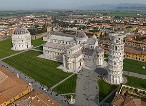 Piazza del Duomo, Pisa