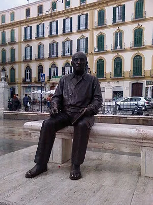 Statue of Pablo Picasso