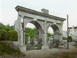 Porta Gemina