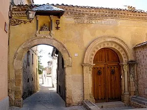 Puerta de la Claustra